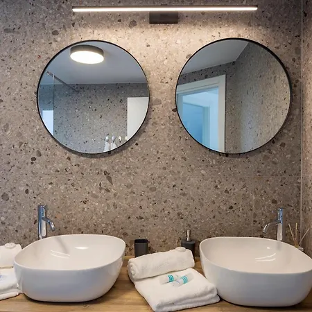 Apartamento Osvit Deluxe Seaside *