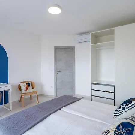 Osvit Deluxe Seaside *
