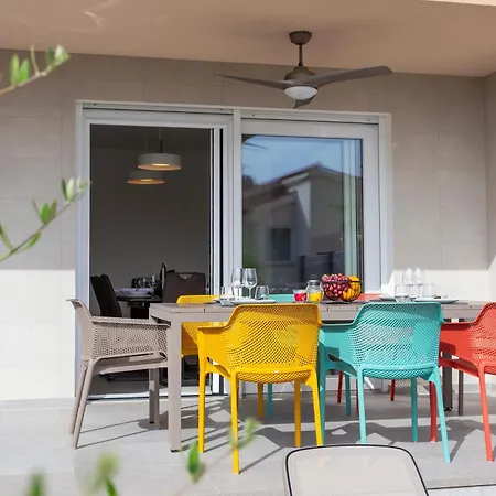 Osvit Deluxe Seaside * Medolino