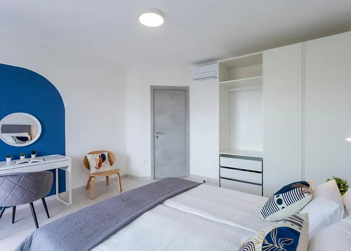 Osvit Deluxe Seaside *